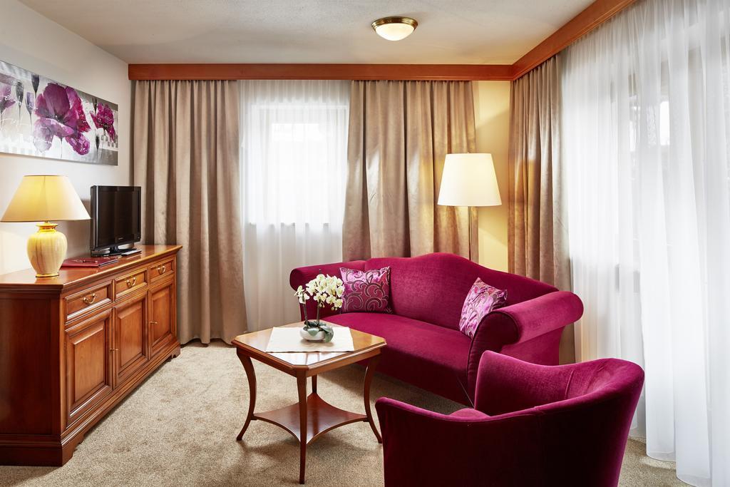 Verwöhnhotel Maximilian Schwangau Exterior foto